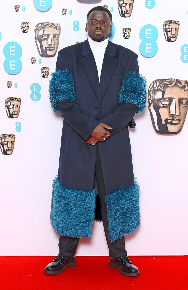 Даниэль Калуя в Prada