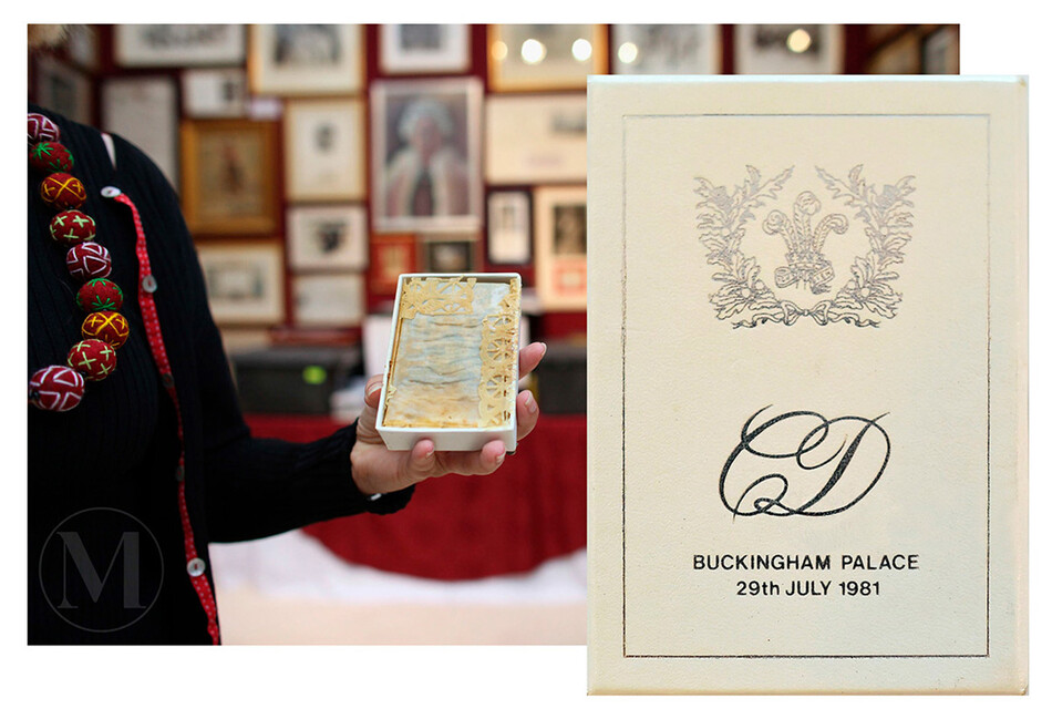 Один из кусков свадебного торта со свадьбы принца Чарльза и принцессы Дианы в 1981 году на Международной ярмарке изящных искусств и антиквариата Олимпии 8 июня 2011 года в Лондоне, Англия.