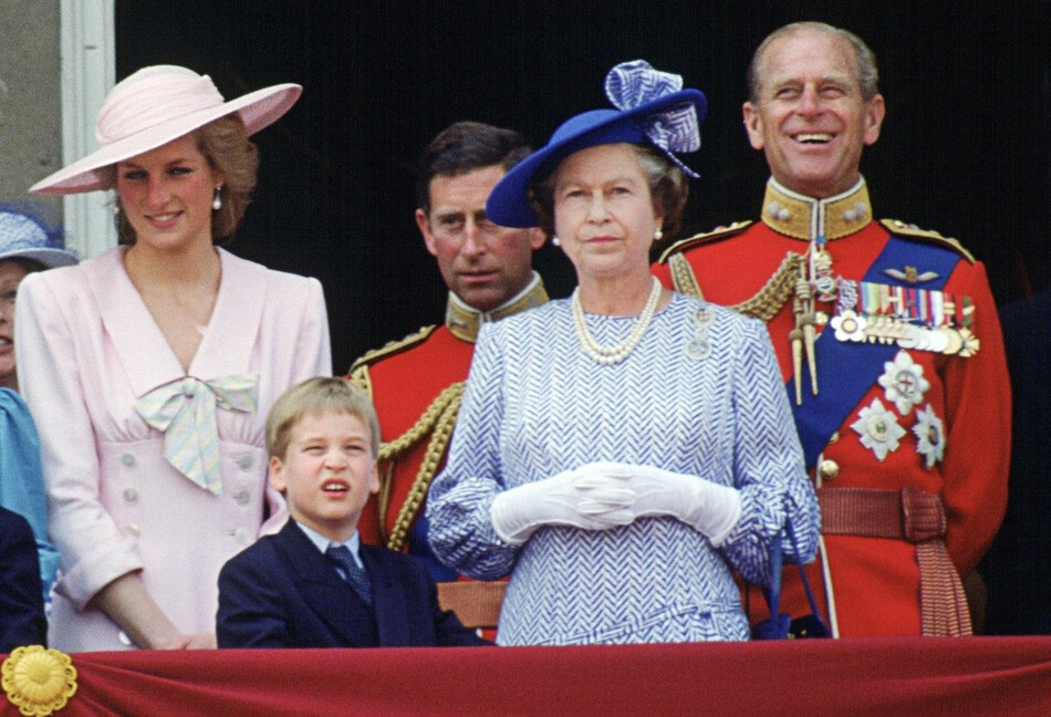 Как принц Филипп и Елизавета II пытались спасти брак Чарльза и Дианы