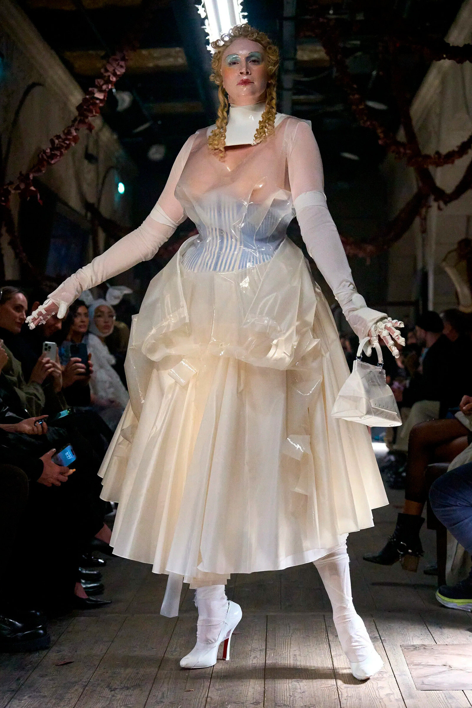 Maison Margiela Couture коллекция сезона весна-лето 2024