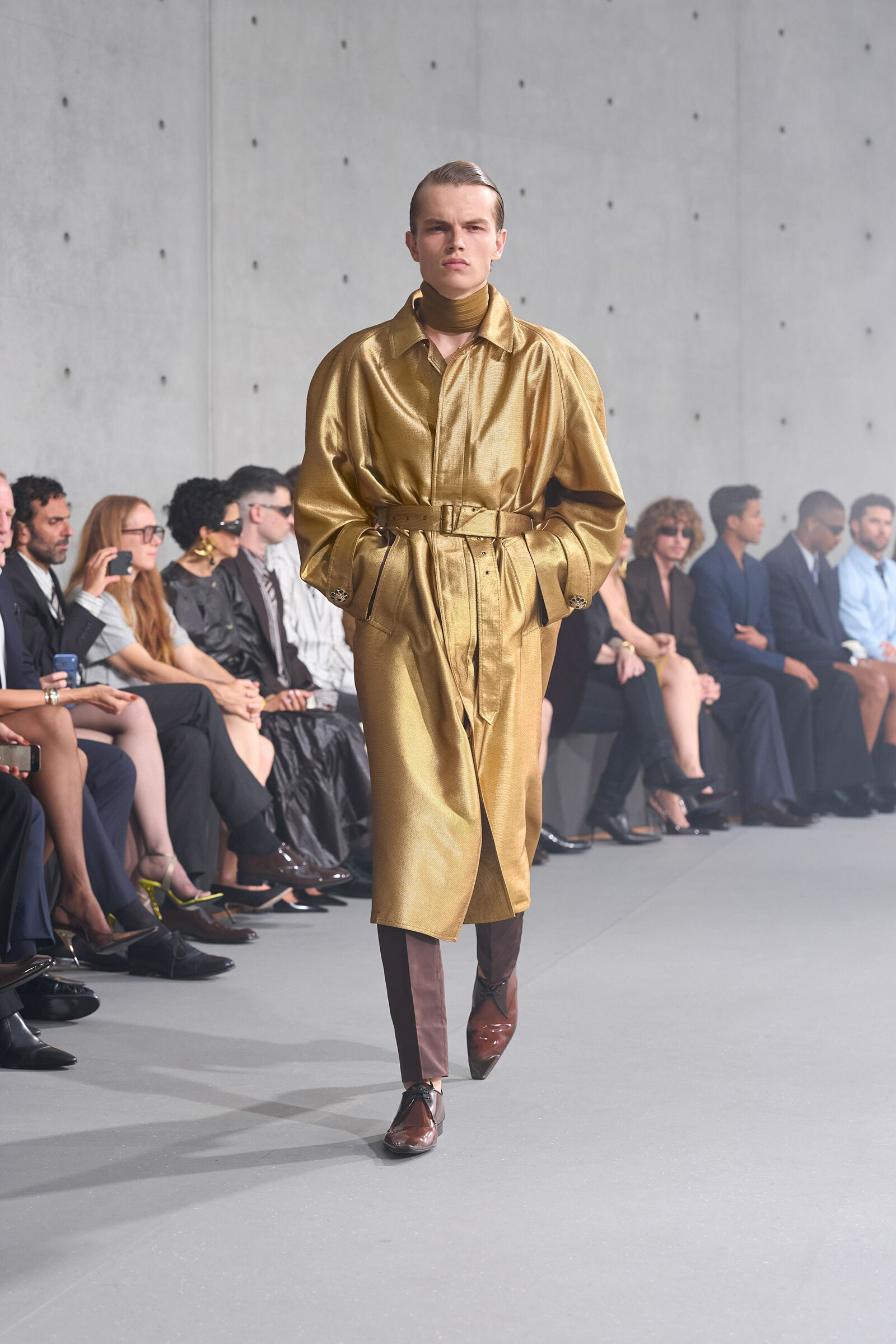 Коллекция Saint Laurent menswear весна–лето 2027