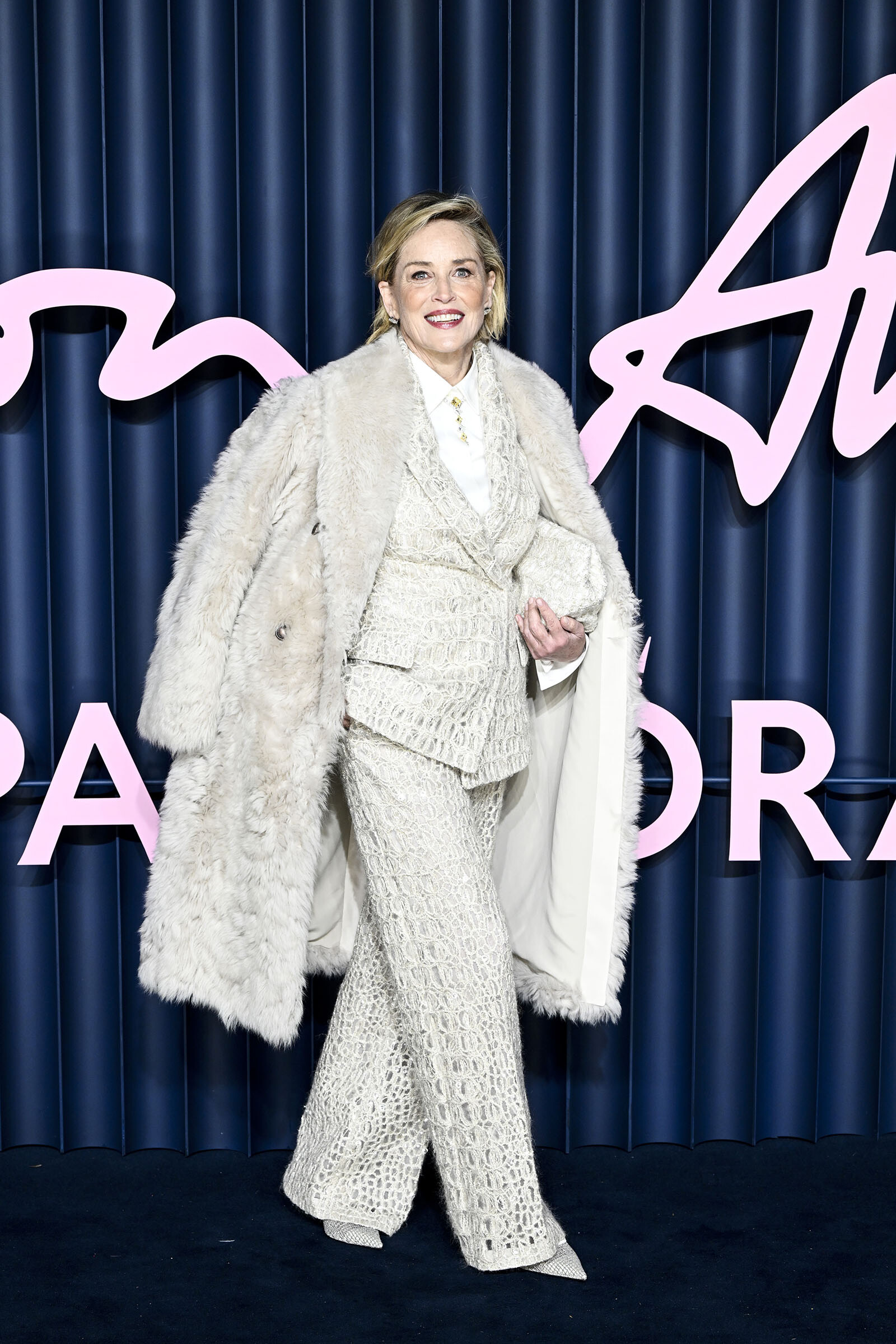 Шэрон Стоун в Brunello Cucinelli