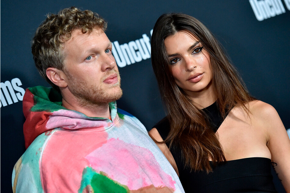 Себастьян Беар-МакКлард и Эмили Ратаковски