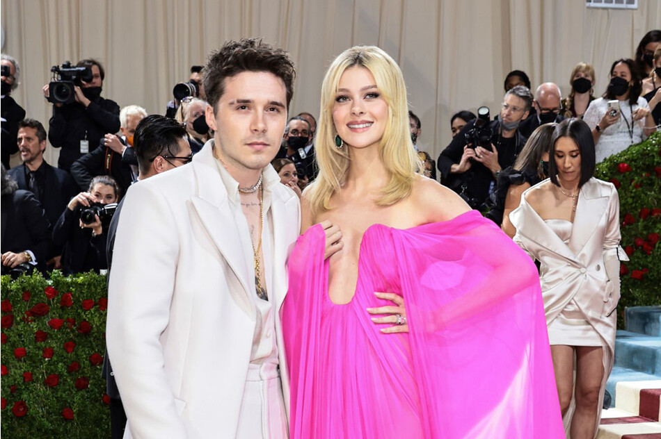 Никола Пельтц рассказала, что Бруклин Бекхэм «чувствовал давление и желание угодить», пока искал себя