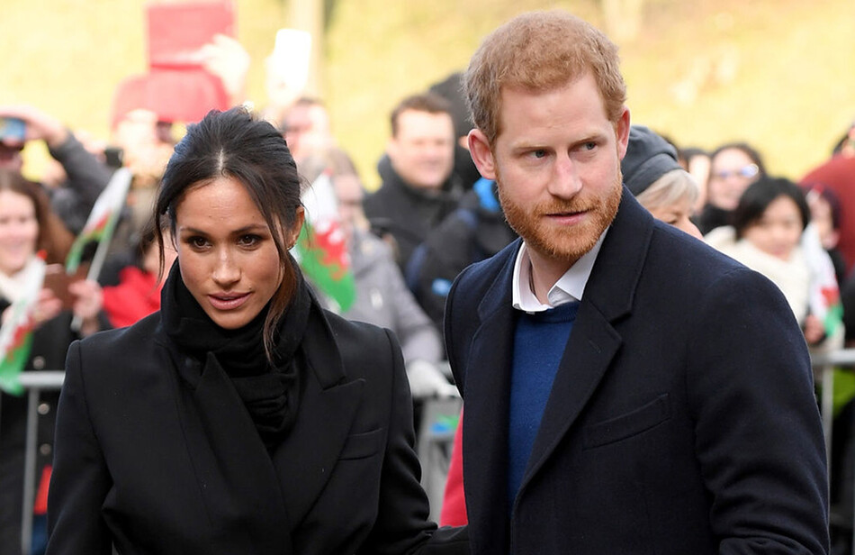 Бездействие Елизаветы II мешало развиваться Меган Маркл и принцу Гарри