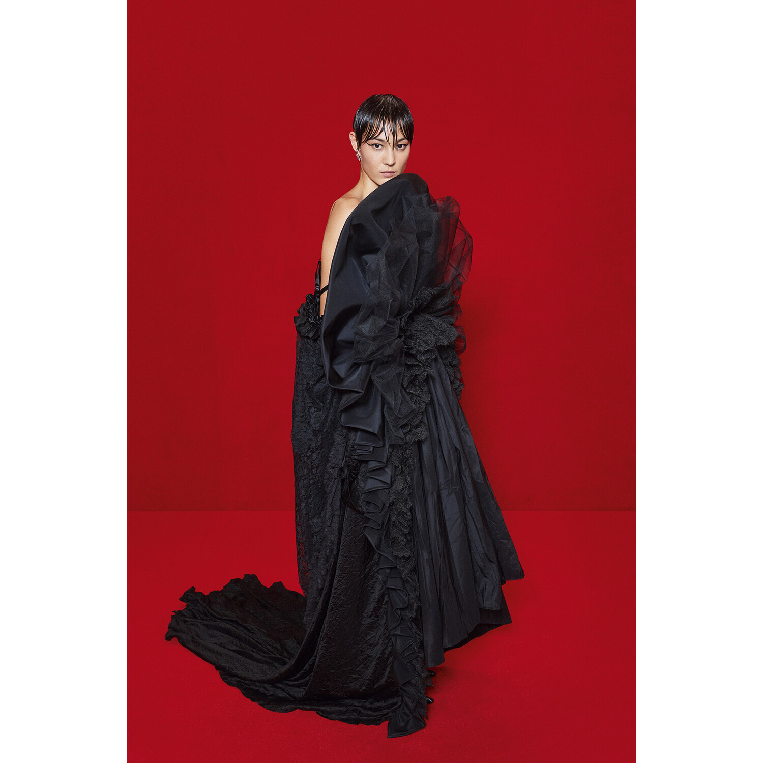 Фото Balenciaga весна-лето 2022 / Balenciaga Spring 2022 Ready-to-Wear collection