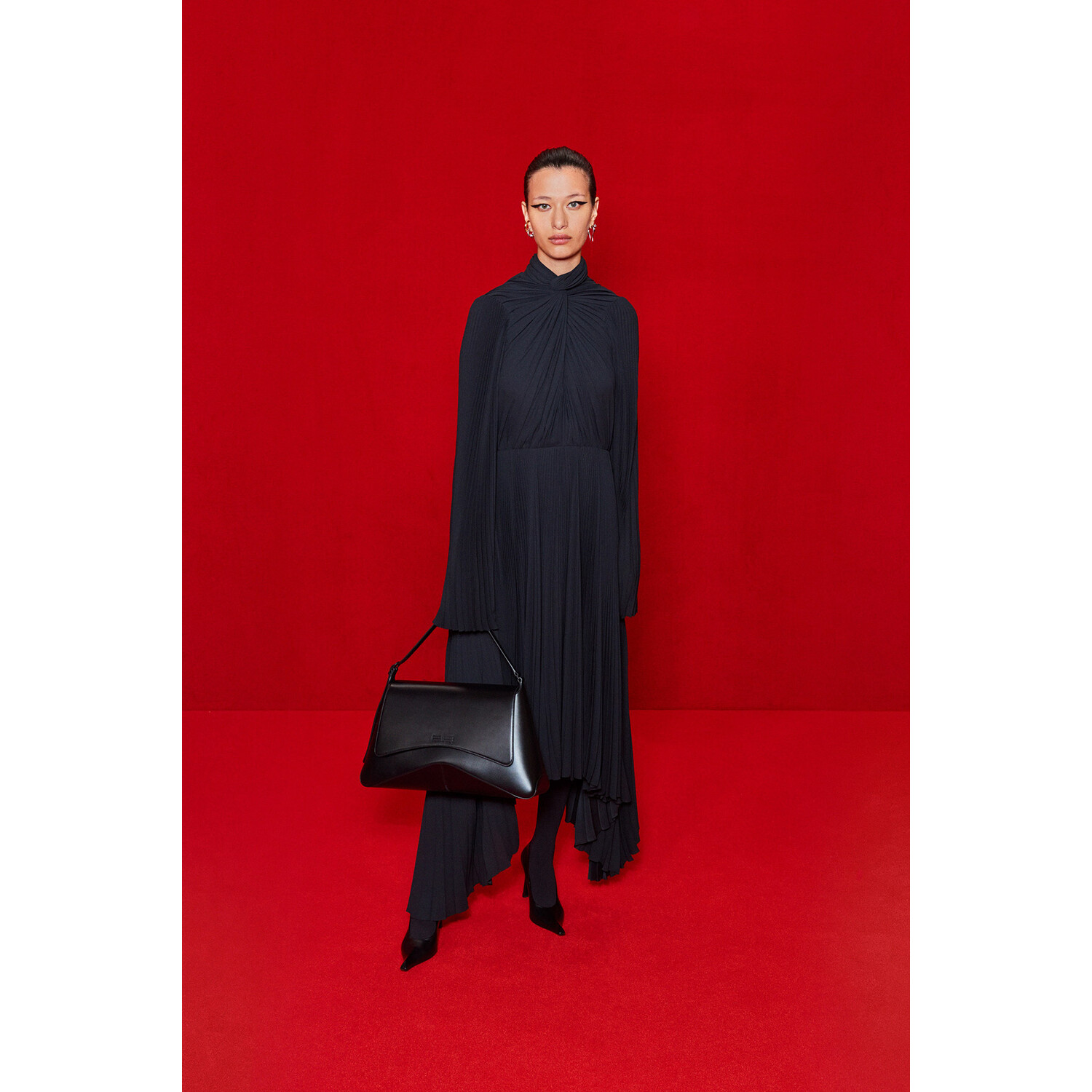 Фото Balenciaga весна-лето 2022 / Balenciaga Spring 2022 Ready-to-Wear collection