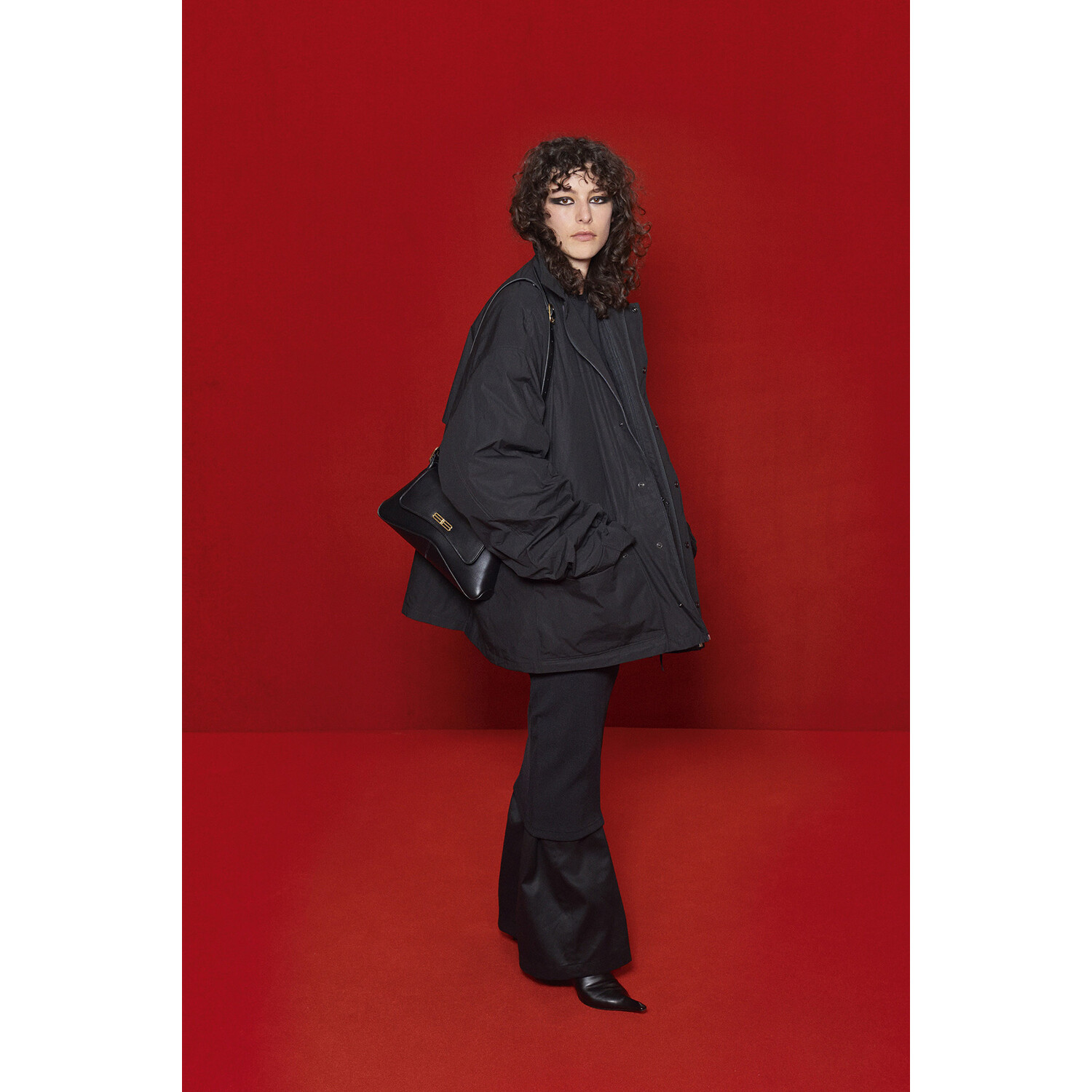 Фото Balenciaga весна-лето 2022 / Balenciaga Spring 2022 Ready-to-Wear collection