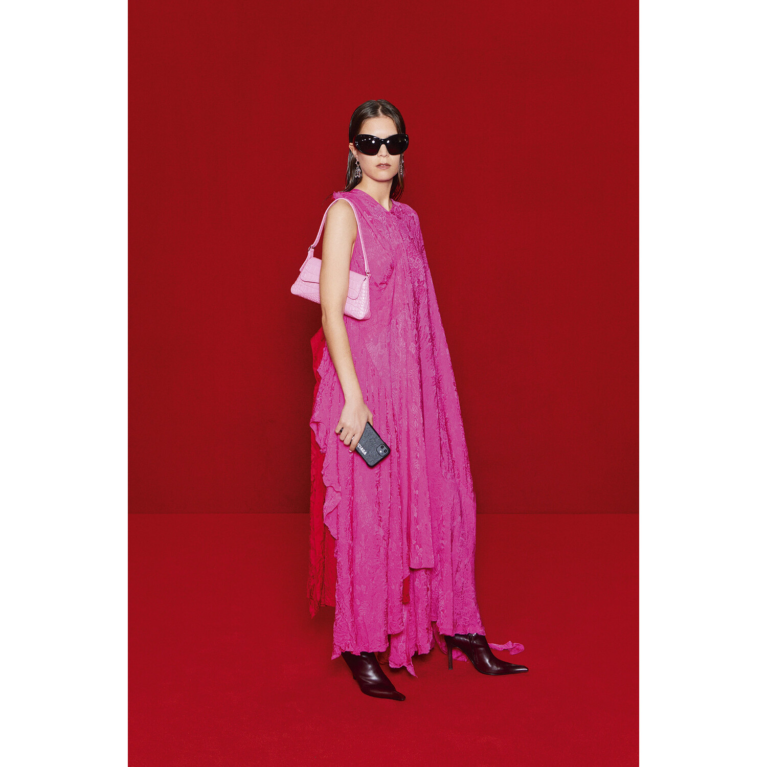 Фото Balenciaga весна-лето 2022 / Balenciaga Spring 2022 Ready-to-Wear collection