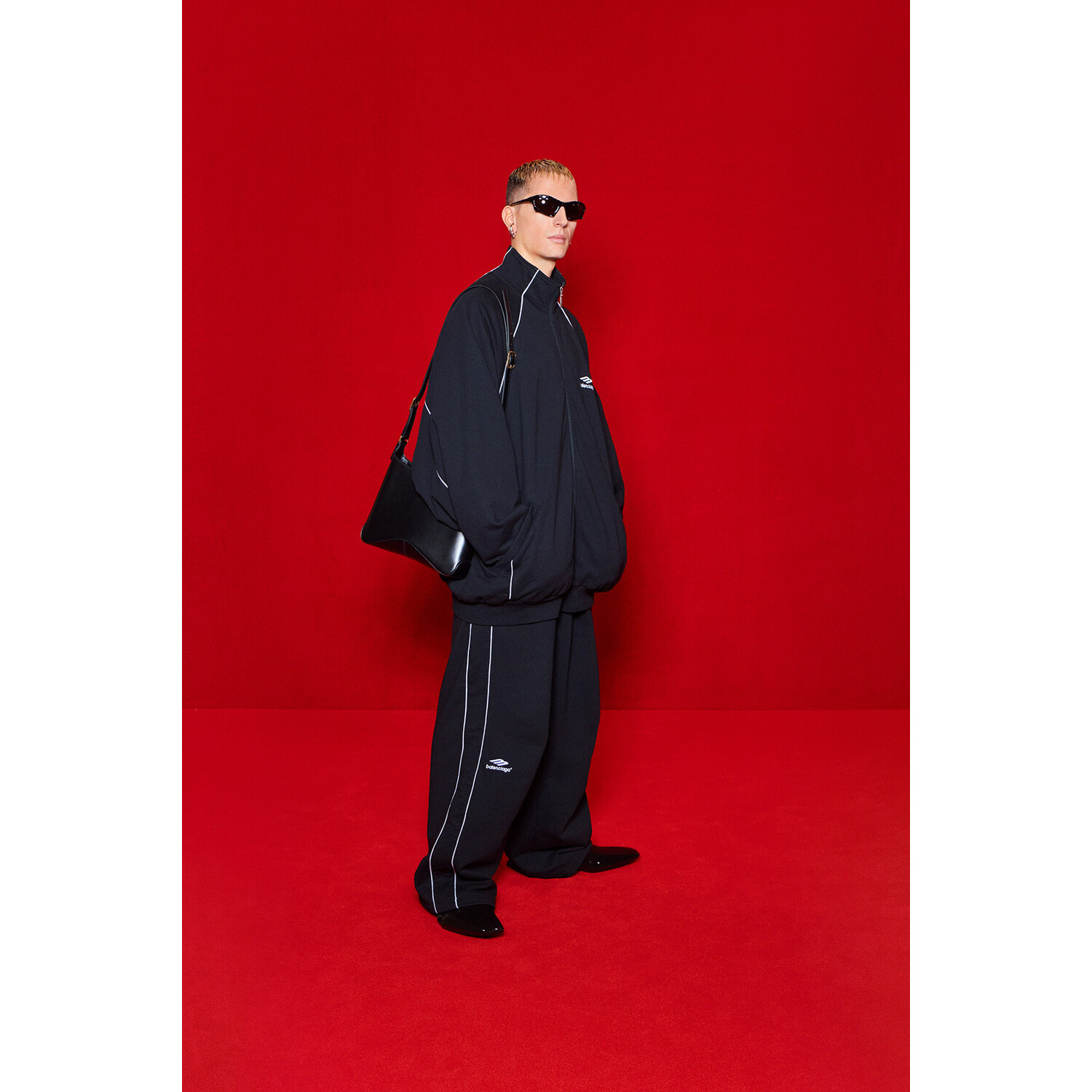 Фото Balenciaga весна-лето 2022 / Balenciaga Spring 2022 Ready-to-Wear collection