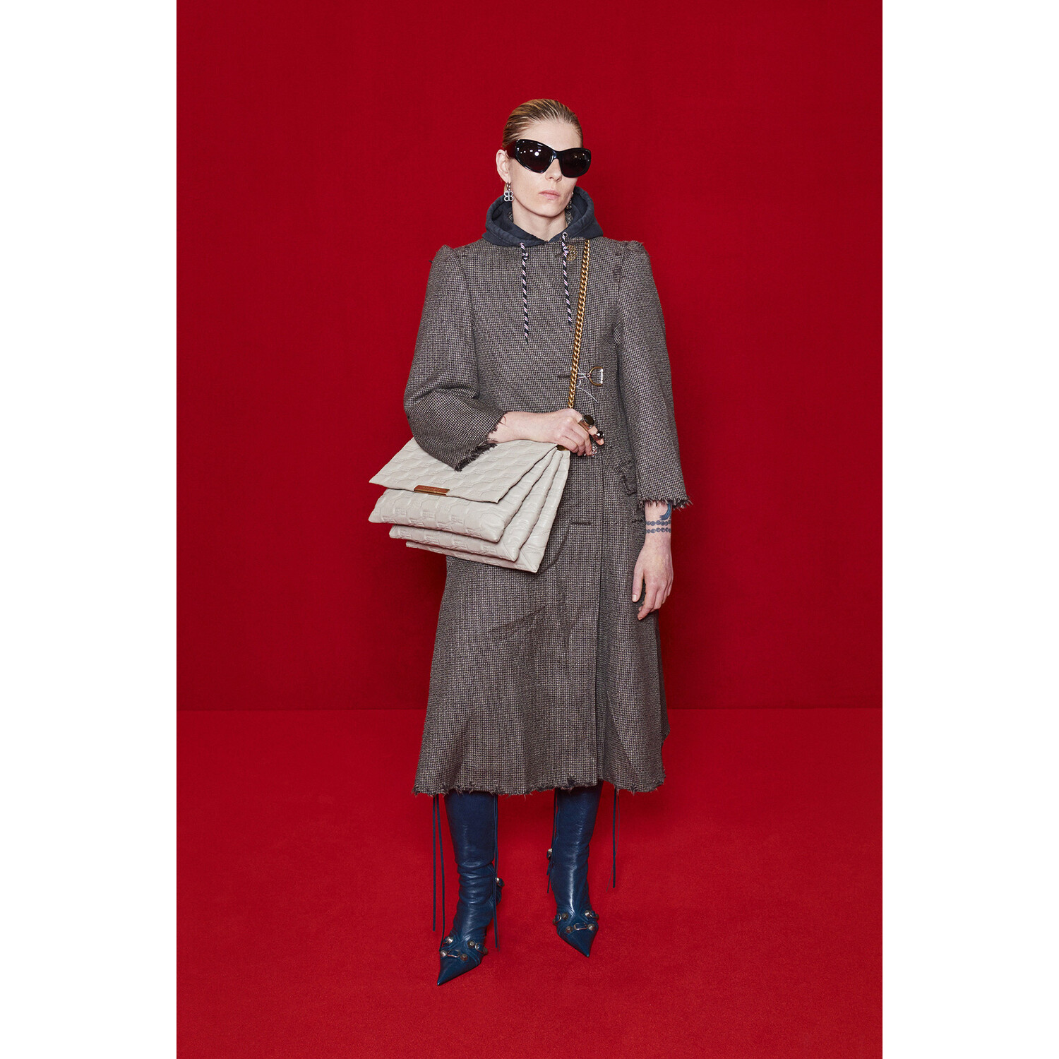 Фото Balenciaga весна-лето 2022 / Balenciaga Spring 2022 Ready-to-Wear collection