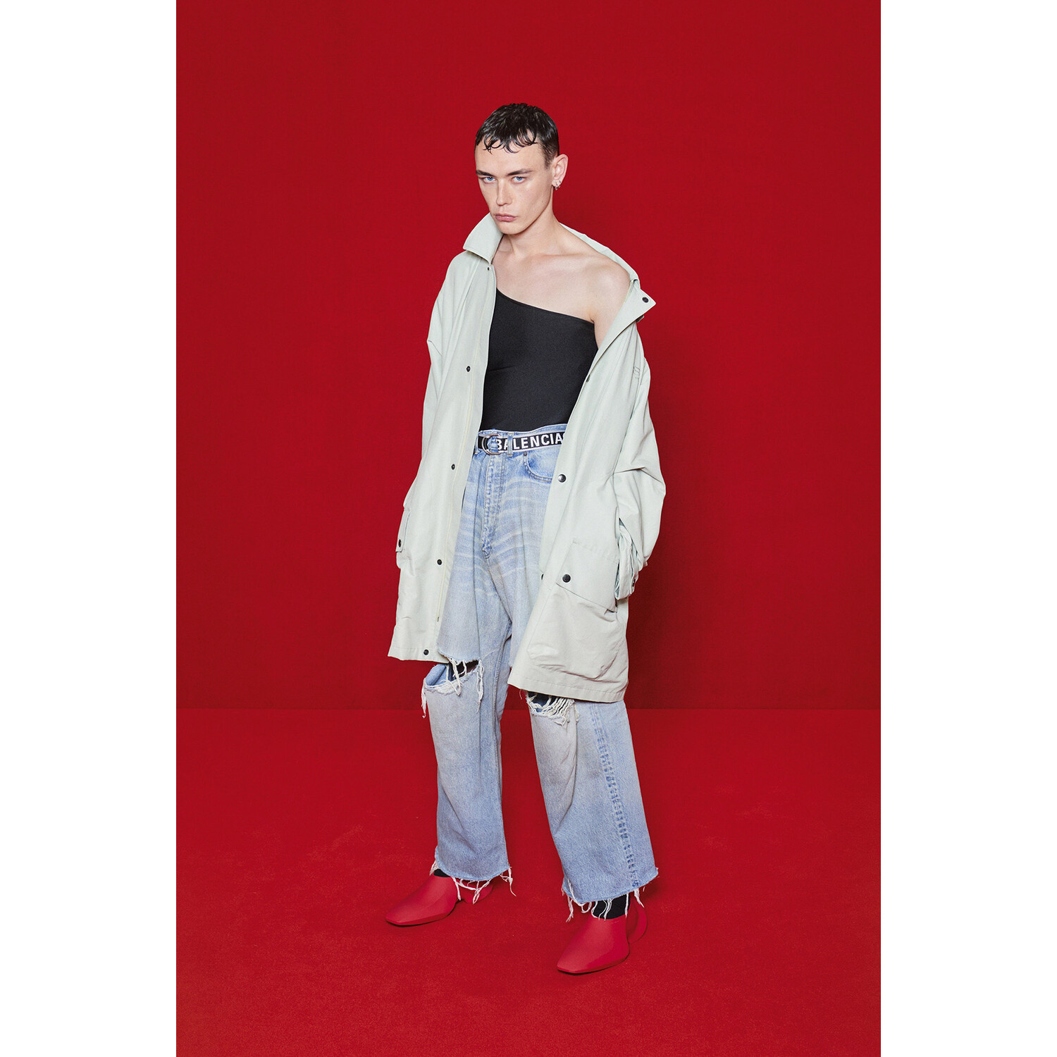 Фото Balenciaga весна-лето 2022 / Balenciaga Spring 2022 Ready-to-Wear collection