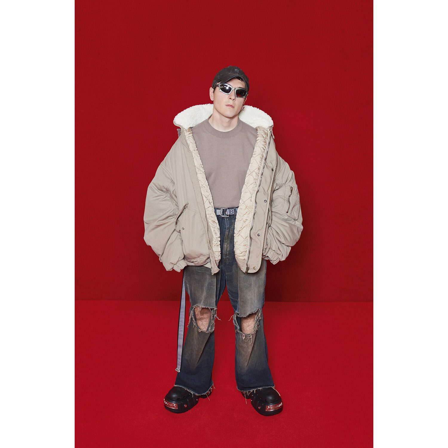 Фото Balenciaga весна-лето 2022 / Balenciaga Spring 2022 Ready-to-Wear collection