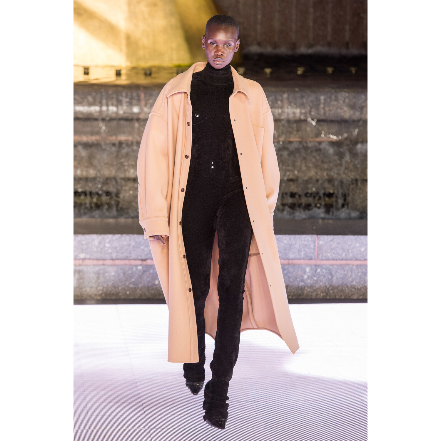 Фото Alexander Wang Spring 2020 Ready-to-Wear / Alexander Wang весна- лето 2020 / Неделя моды: Нью-Йорк