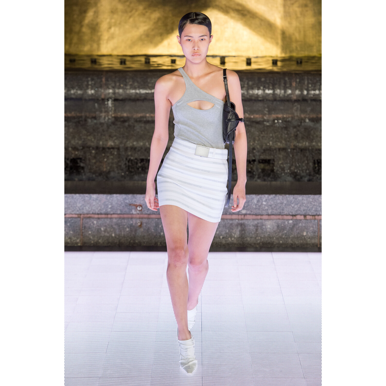 Фото Alexander Wang Spring 2020 Ready-to-Wear / Alexander Wang весна- лето 2020 / Неделя моды: Нью-Йорк