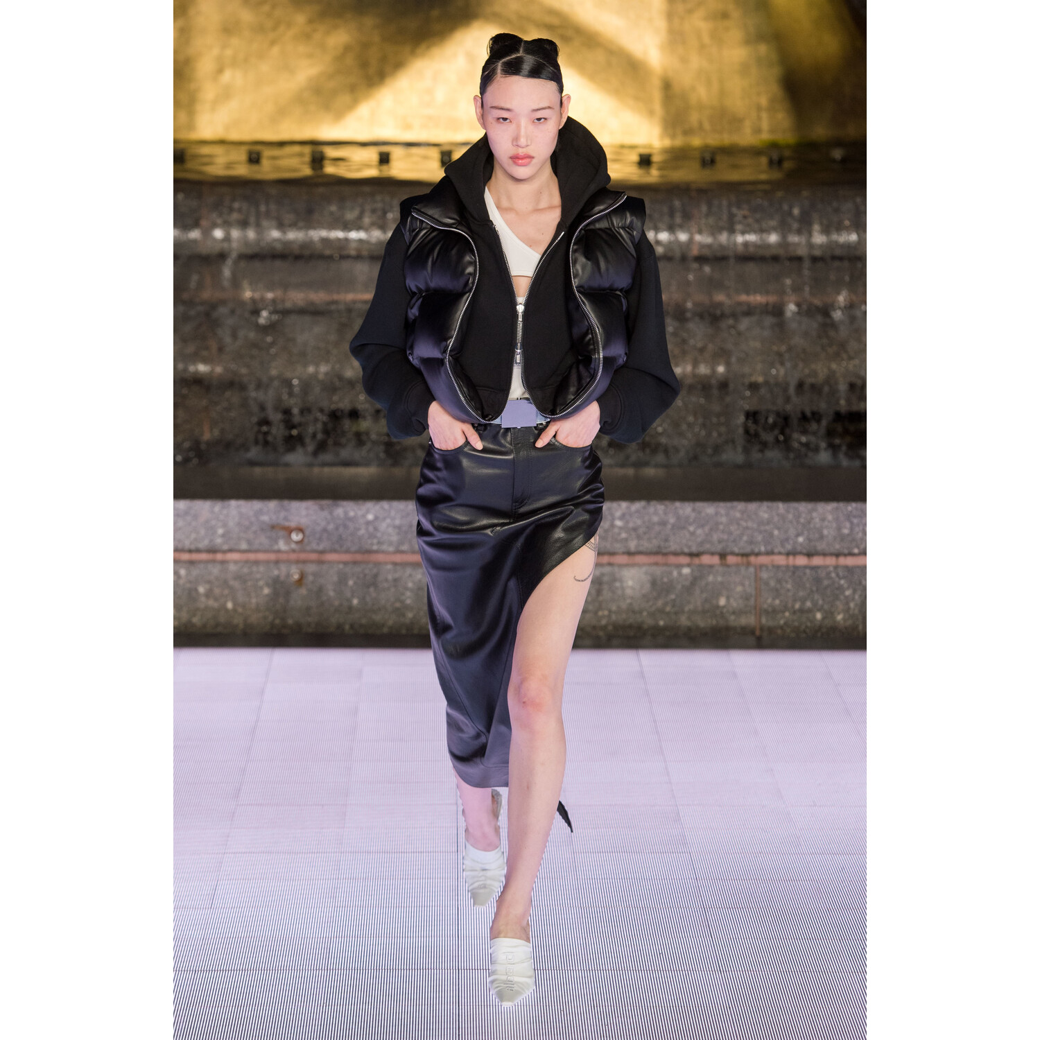 Фото Alexander Wang Spring 2020 Ready-to-Wear / Alexander Wang весна- лето 2020 / Неделя моды: Нью-Йорк