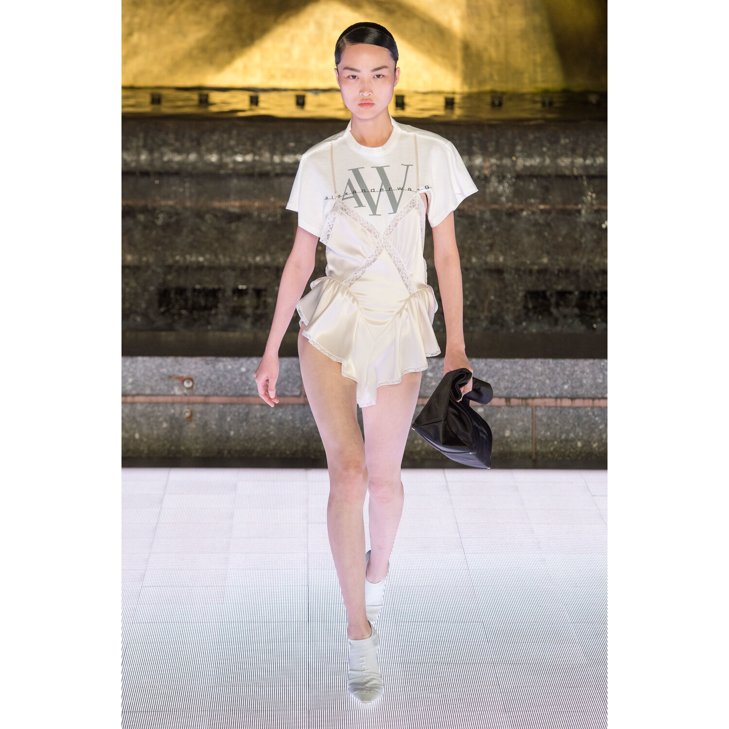 Фото Alexander Wang Spring 2020 Ready-to-Wear / Alexander Wang весна- лето 2020 / Неделя моды: Нью-Йорк