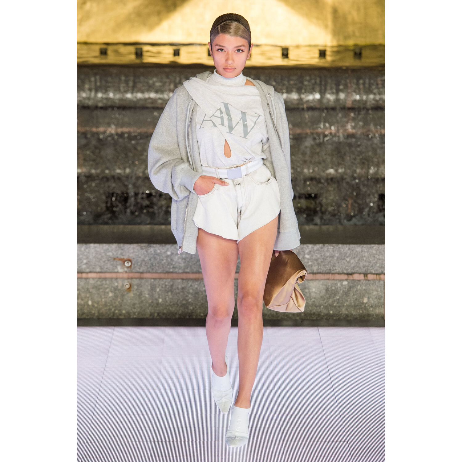 Фото Alexander Wang Spring 2020 Ready-to-Wear / Alexander Wang весна- лето 2020 / Неделя моды: Нью-Йорк