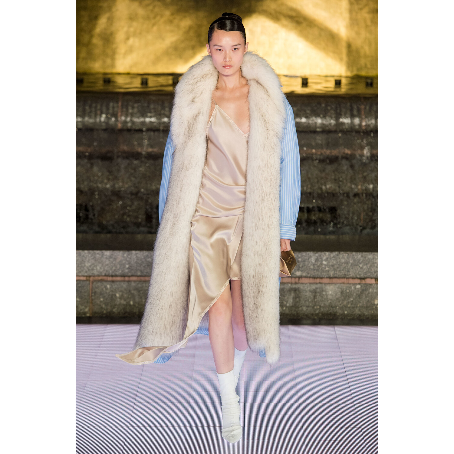 Фото Alexander Wang Spring 2020 Ready-to-Wear / Alexander Wang весна- лето 2020 / Неделя моды: Нью-Йорк