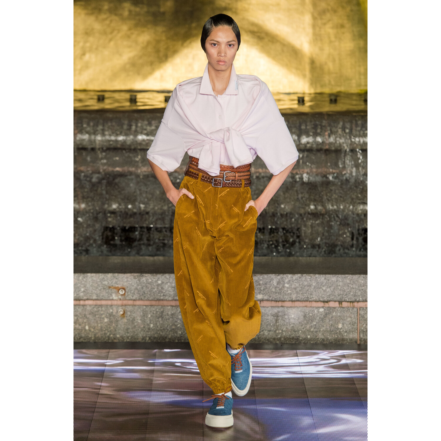 Фото Alexander Wang Spring 2020 Ready-to-Wear / Alexander Wang весна- лето 2020 / Неделя моды: Нью-Йорк