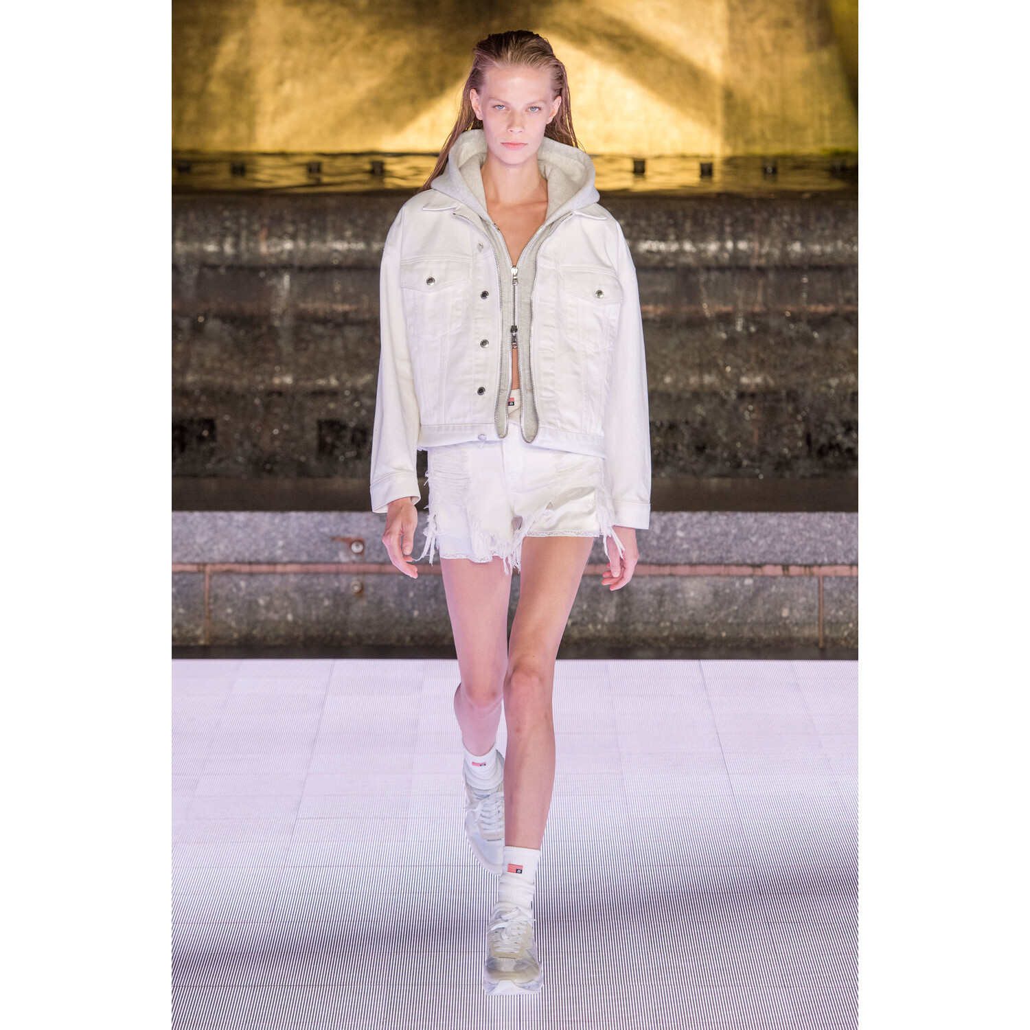 Фото Alexander Wang Spring 2020 Ready-to-Wear / Alexander Wang весна- лето 2020 / Неделя моды: Нью-Йорк