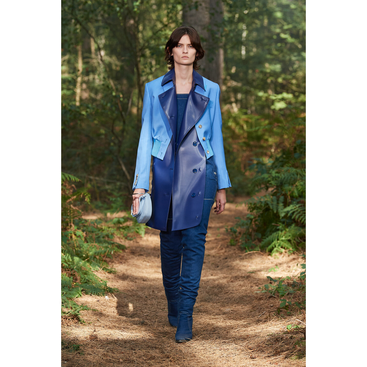 Фото Burberry Spring 2021 Collection / Коллекция Burberry весна-лето 2021