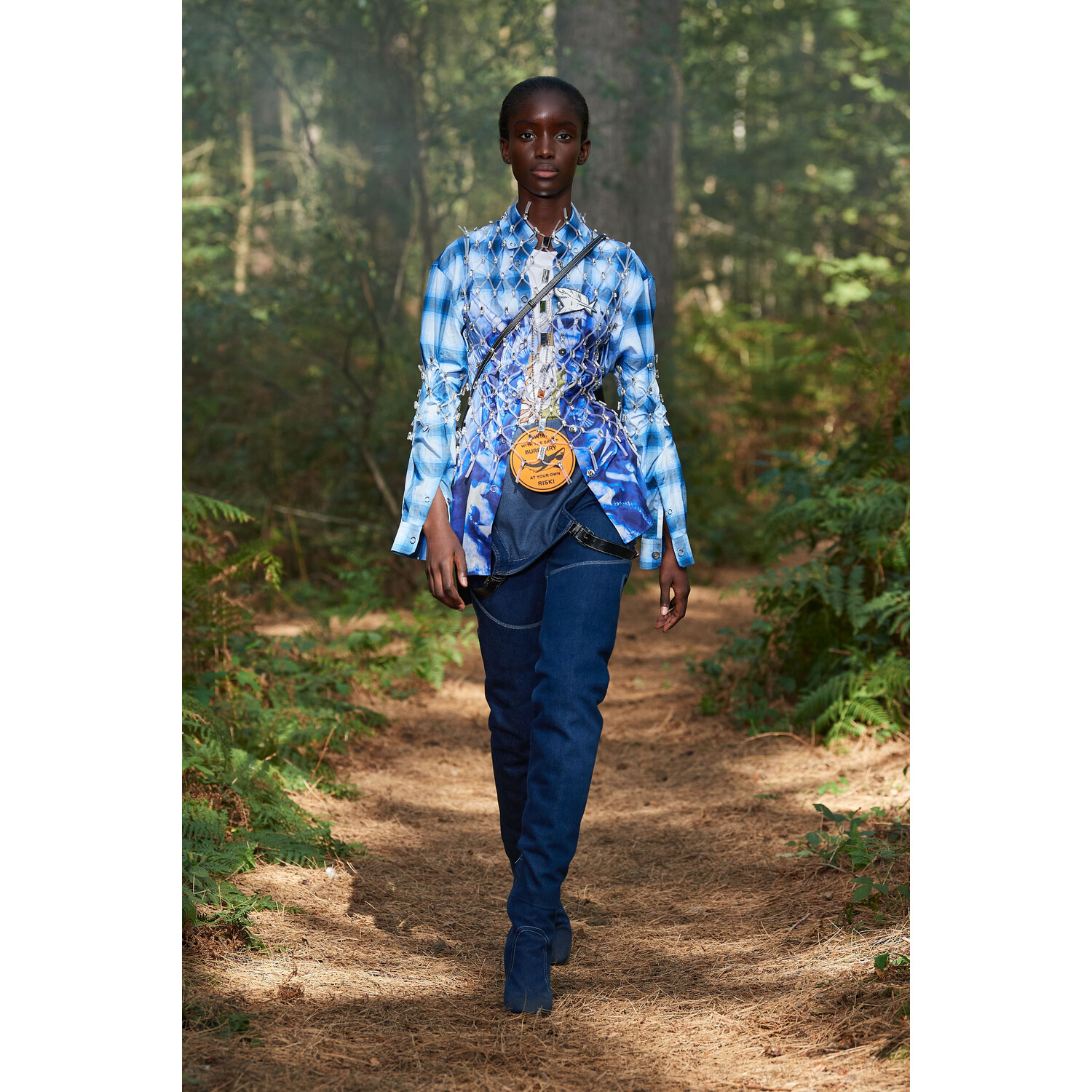 Фото Burberry Spring 2021 Collection / Коллекция Burberry весна-лето 2021