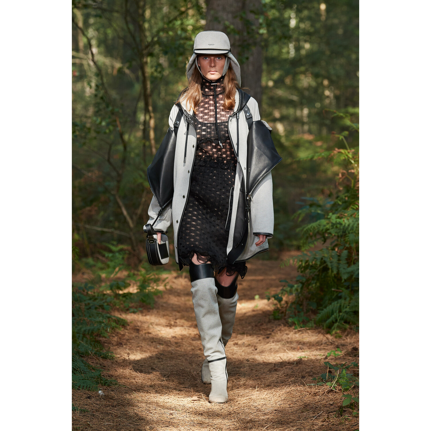 Фото Burberry Spring 2021 Collection / Коллекция Burberry весна-лето 2021