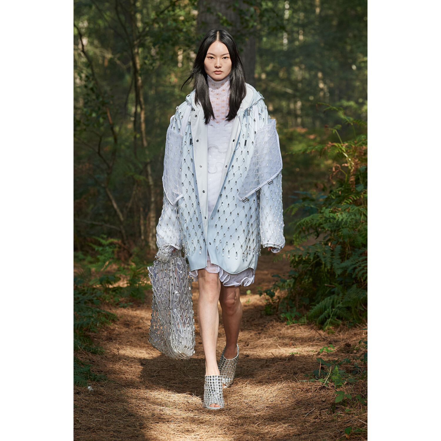 Фото Burberry Spring 2021 Collection / Коллекция Burberry весна-лето 2021