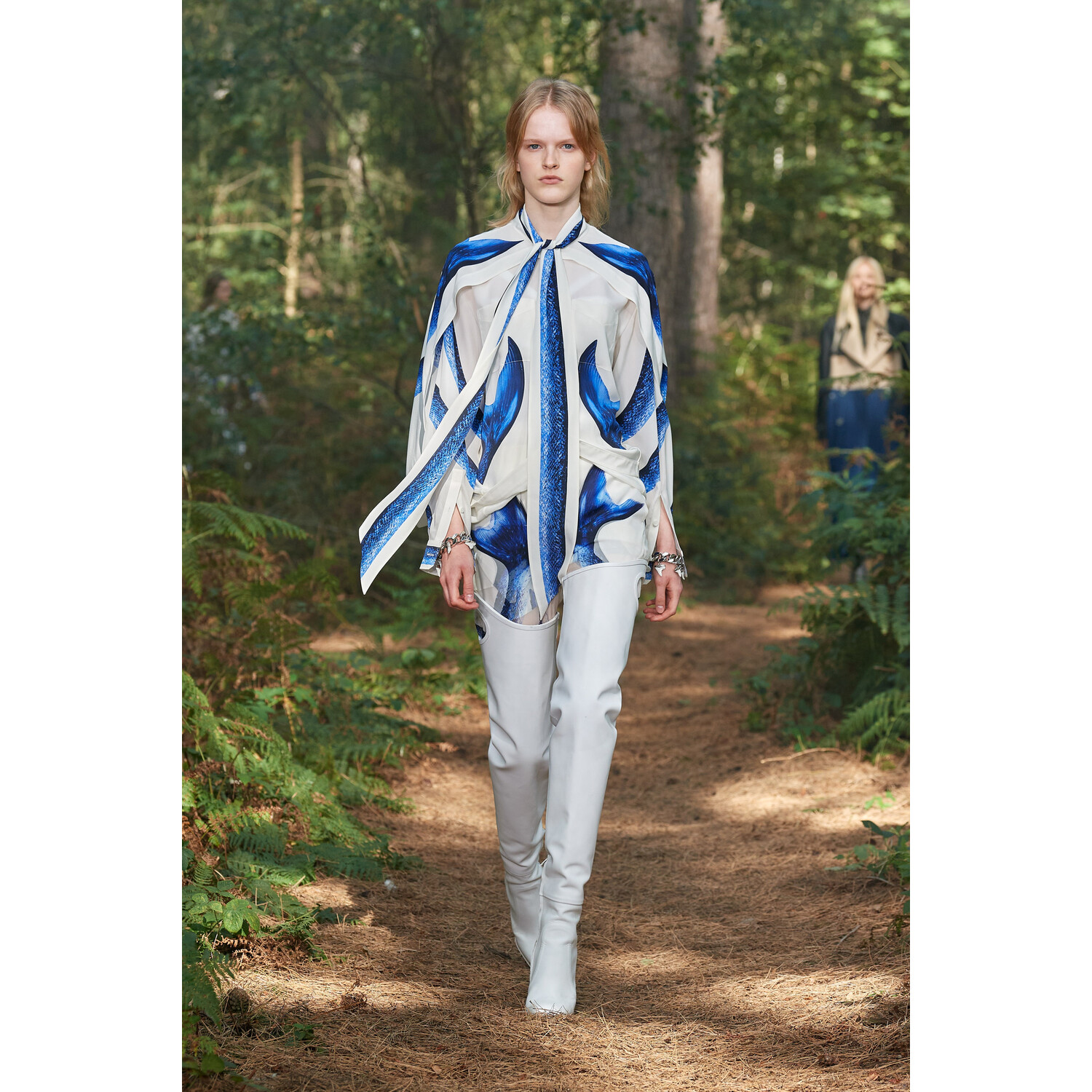 Фото Burberry Spring 2021 Collection / Коллекция Burberry весна-лето 2021