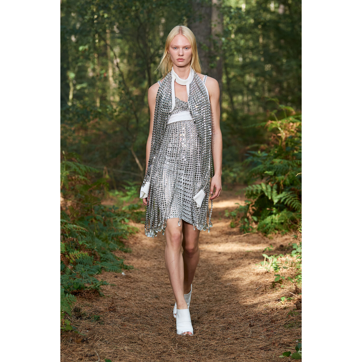 Фото Burberry Spring 2021 Collection / Коллекция Burberry весна-лето 2021