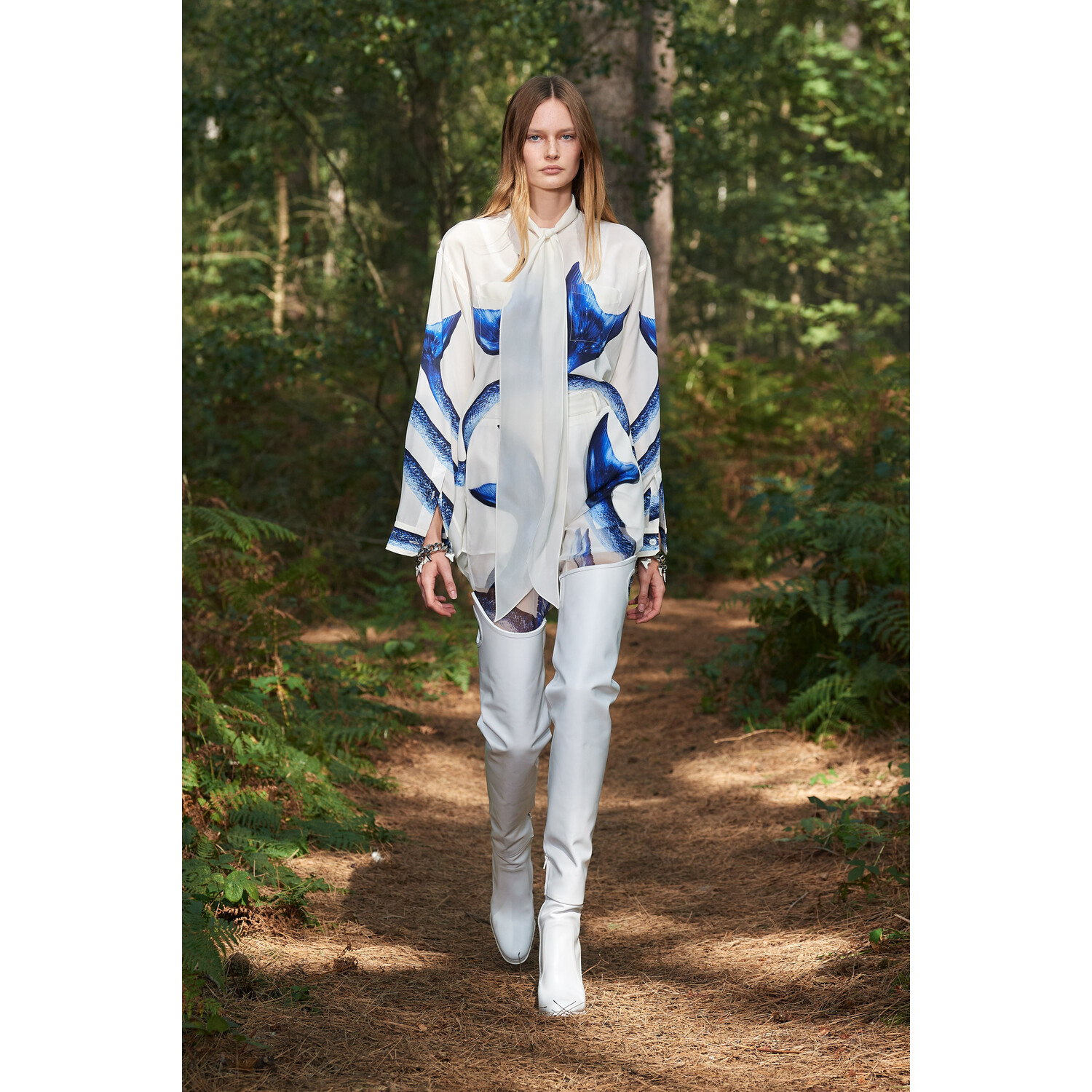 Фото Burberry Spring 2021 Collection / Коллекция Burberry весна-лето 2021