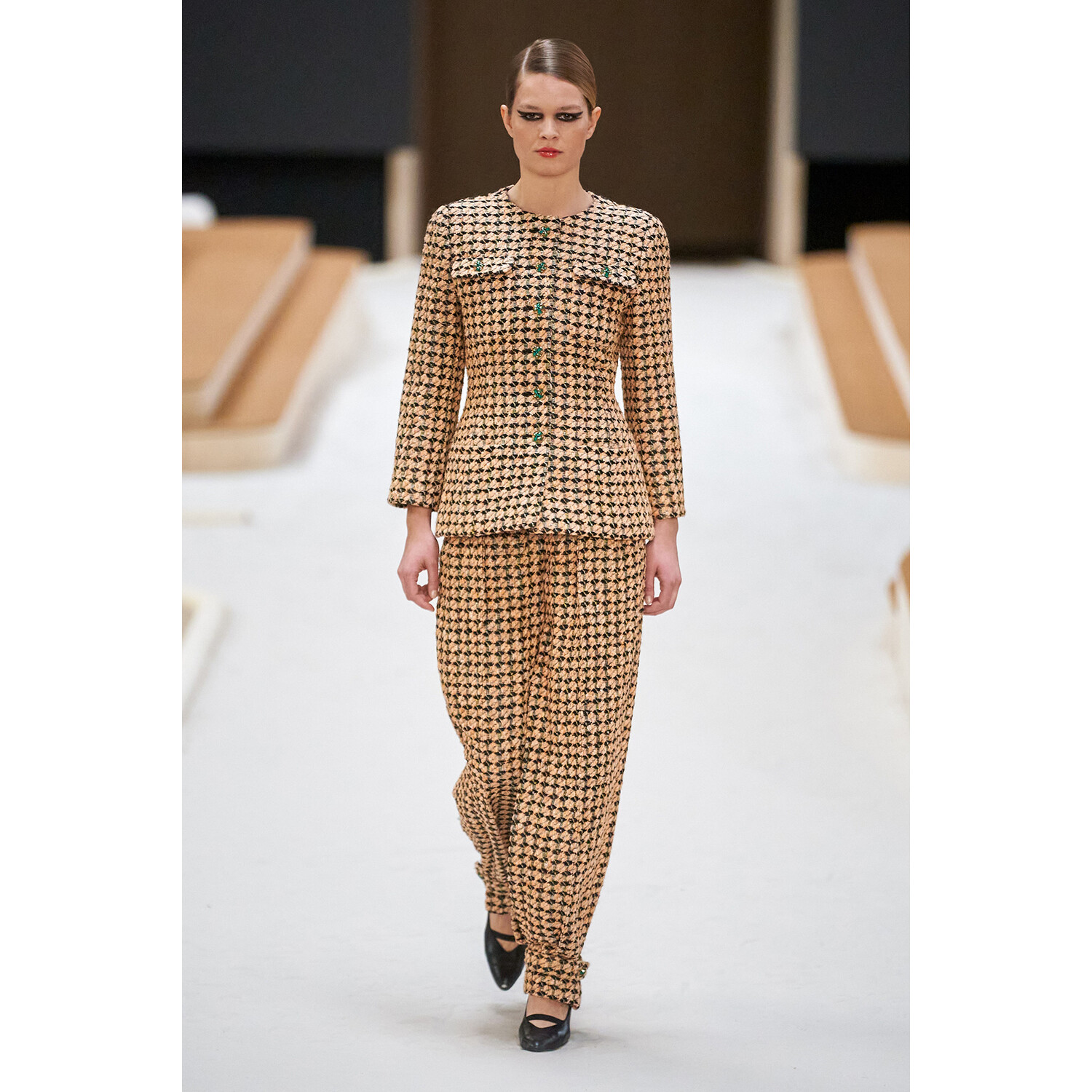 Фото Chanel Couture Spring 2022 Collection / Chanel Couture весна-лето 2022