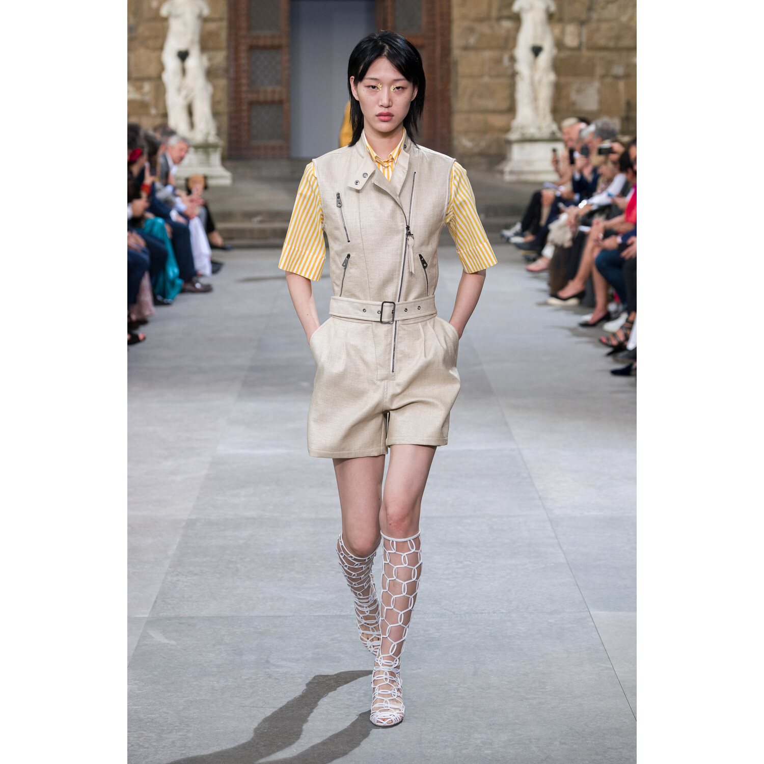 Фото Salvatore Ferragamo Spring 2020 Menswear Collection / Salvatore Ferragamo весна- лето 2020 / Неделя моды: Pitti Uomo