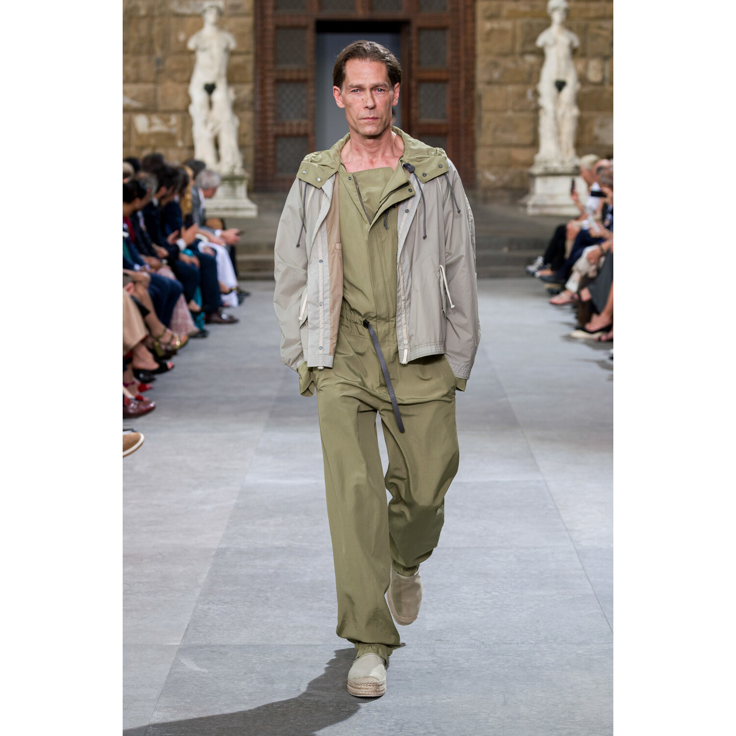 Фото Salvatore Ferragamo Spring 2020 Menswear Collection / Salvatore Ferragamo весна- лето 2020 / Неделя моды: Pitti Uomo