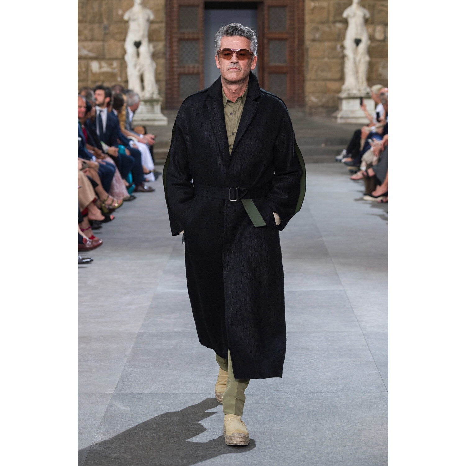 Фото Salvatore Ferragamo Spring 2020 Menswear Collection / Salvatore Ferragamo весна- лето 2020 / Неделя моды: Pitti Uomo