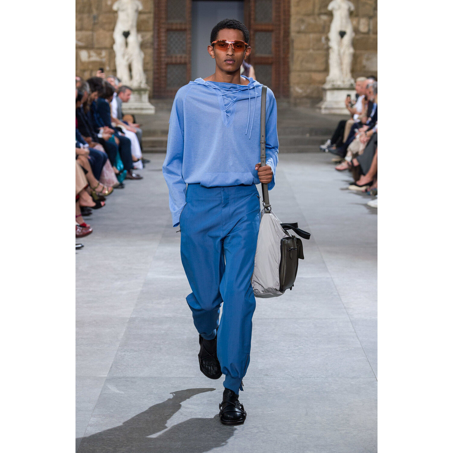 Фото Salvatore Ferragamo Spring 2020 Menswear Collection / Salvatore Ferragamo весна- лето 2020 / Неделя моды: Pitti Uomo