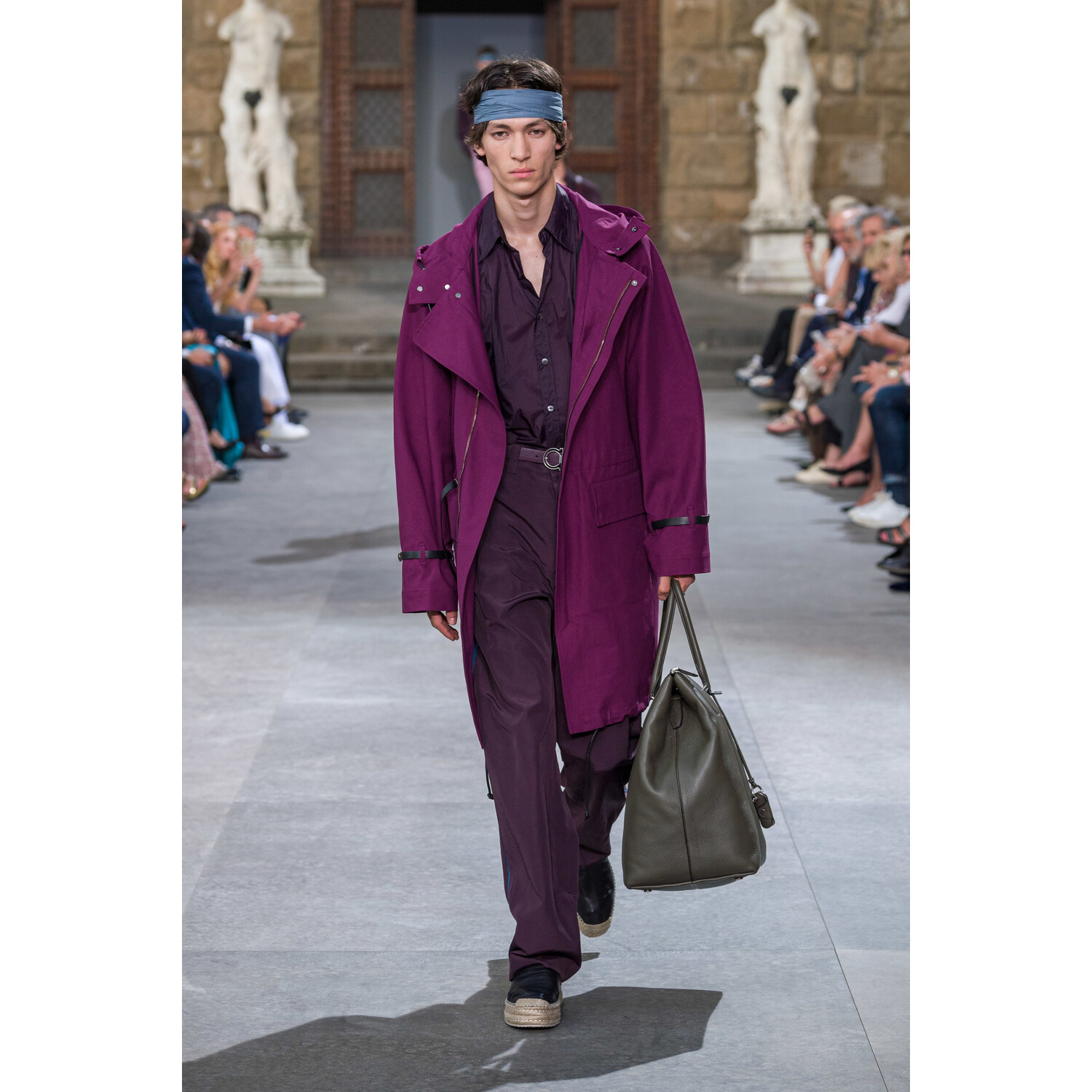 Фото Salvatore Ferragamo Spring 2020 Menswear Collection / Salvatore Ferragamo весна- лето 2020 / Неделя моды: Pitti Uomo