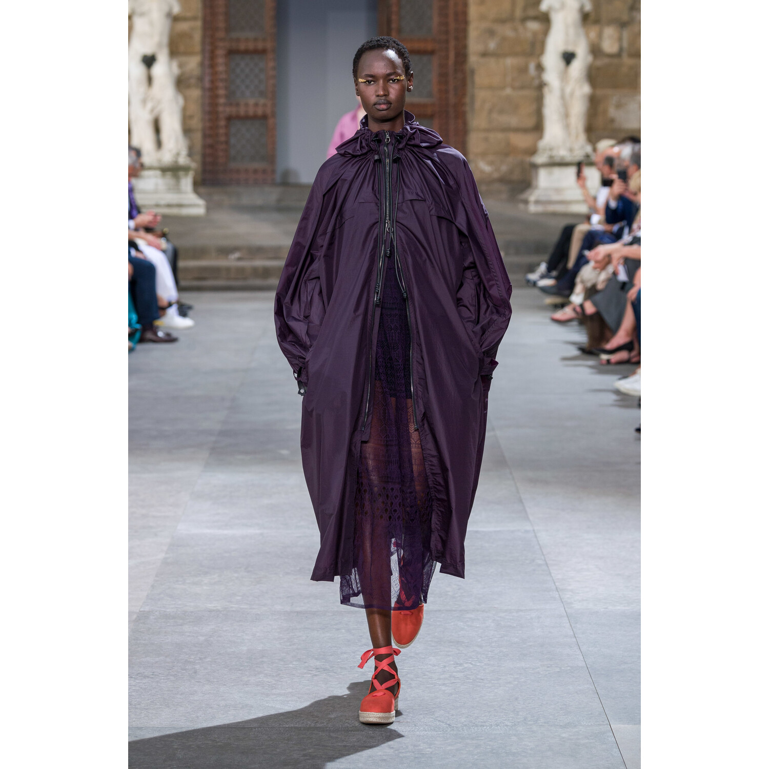 Фото Salvatore Ferragamo Spring 2020 Menswear Collection / Salvatore Ferragamo весна- лето 2020 / Неделя моды: Pitti Uomo