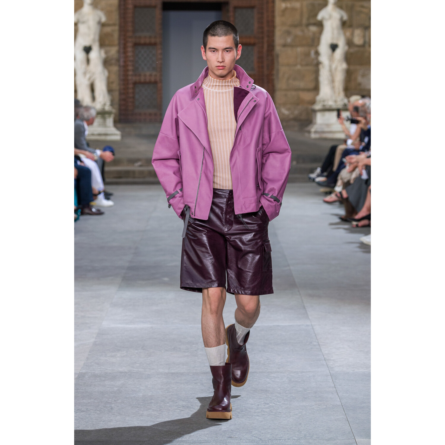 Фото Salvatore Ferragamo Spring 2020 Menswear Collection / Salvatore Ferragamo весна- лето 2020 / Неделя моды: Pitti Uomo