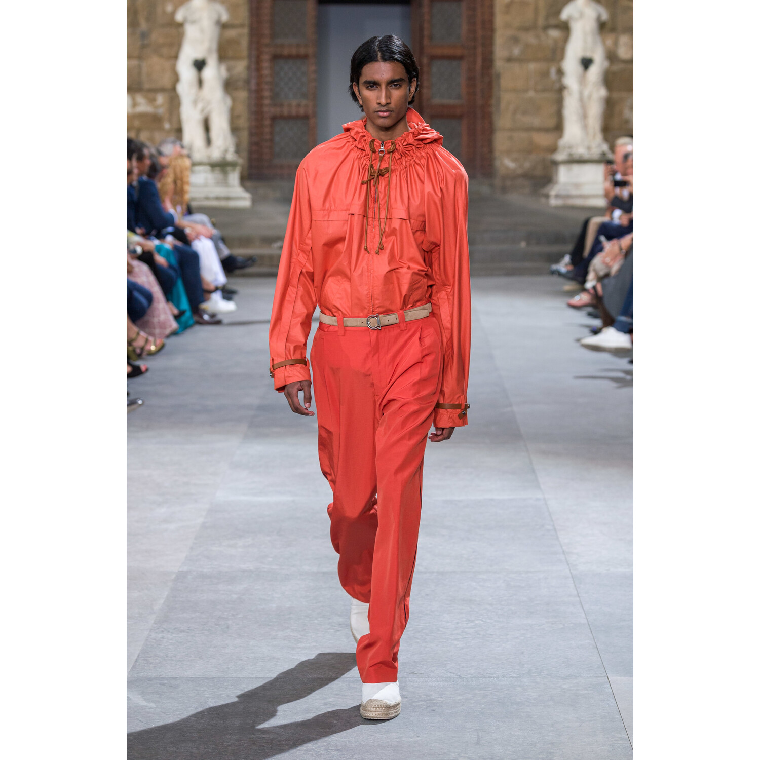 Фото Salvatore Ferragamo Spring 2020 Menswear Collection / Salvatore Ferragamo весна- лето 2020 / Неделя моды: Pitti Uomo