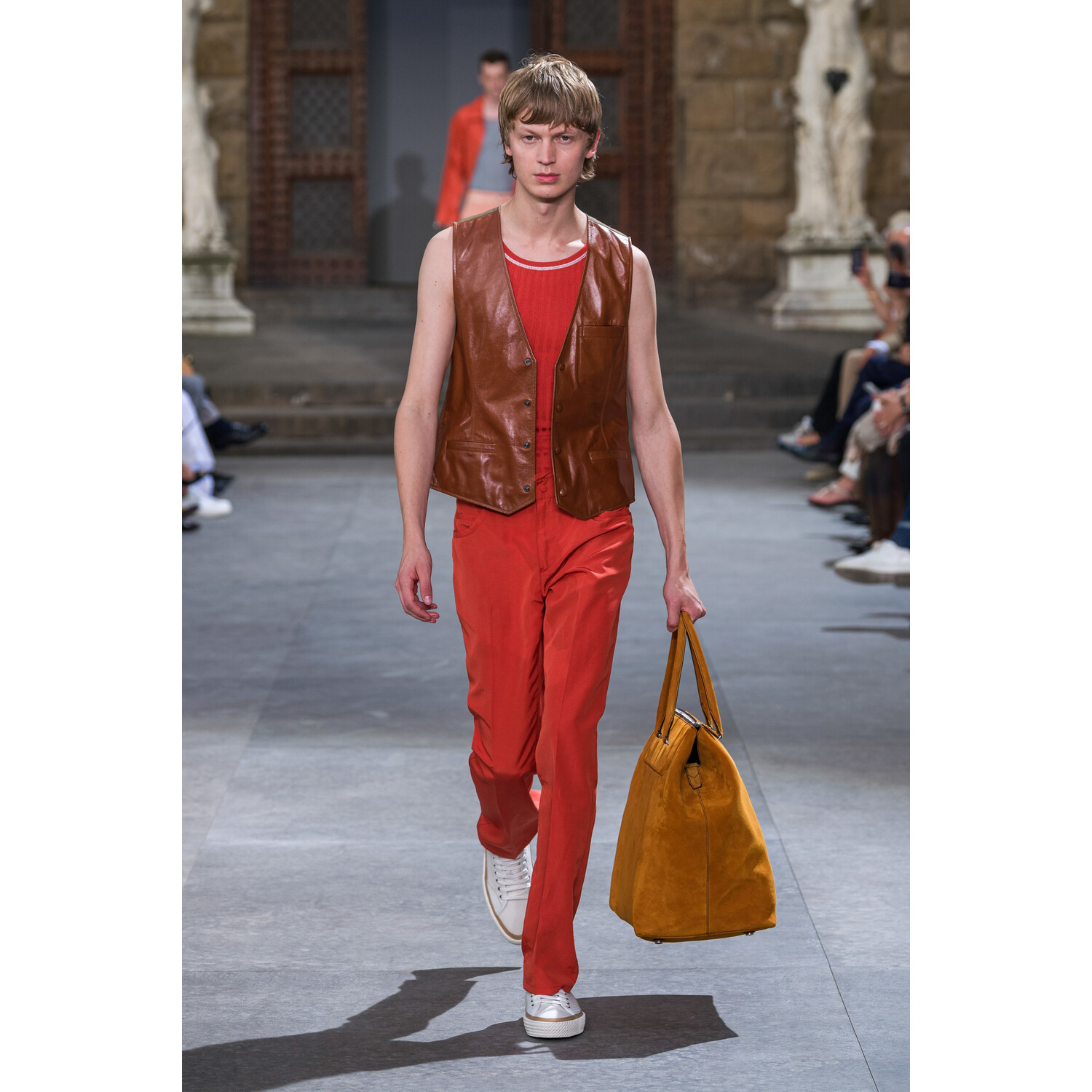 Фото Salvatore Ferragamo Spring 2020 Menswear Collection / Salvatore Ferragamo весна- лето 2020 / Неделя моды: Pitti Uomo