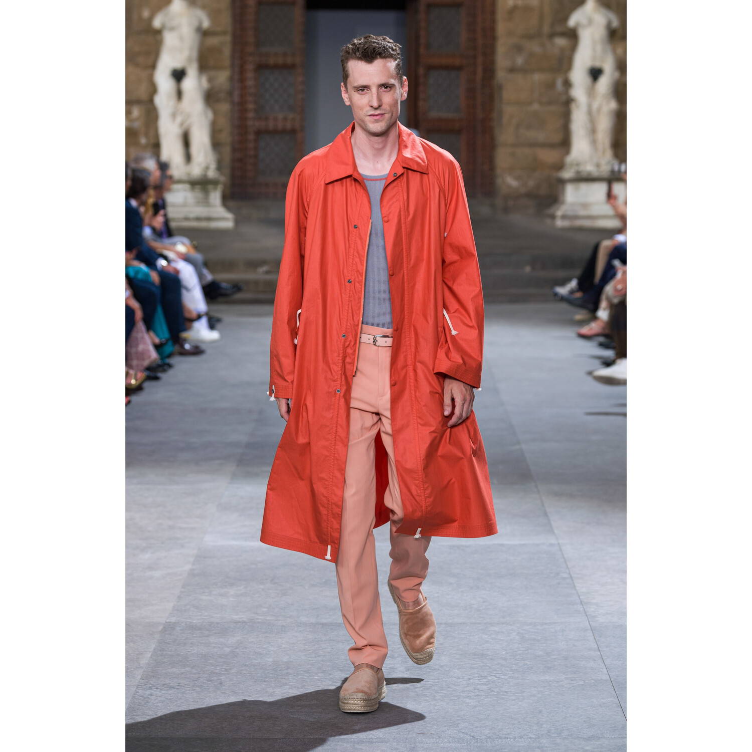 Фото Salvatore Ferragamo Spring 2020 Menswear Collection / Salvatore Ferragamo весна- лето 2020 / Неделя моды: Pitti Uomo