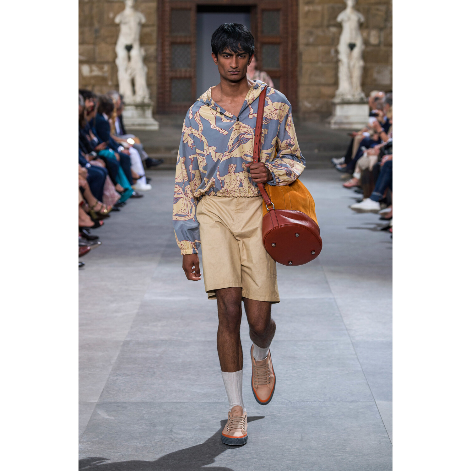 Фото Salvatore Ferragamo Spring 2020 Menswear Collection / Salvatore Ferragamo весна- лето 2020 / Неделя моды: Pitti Uomo