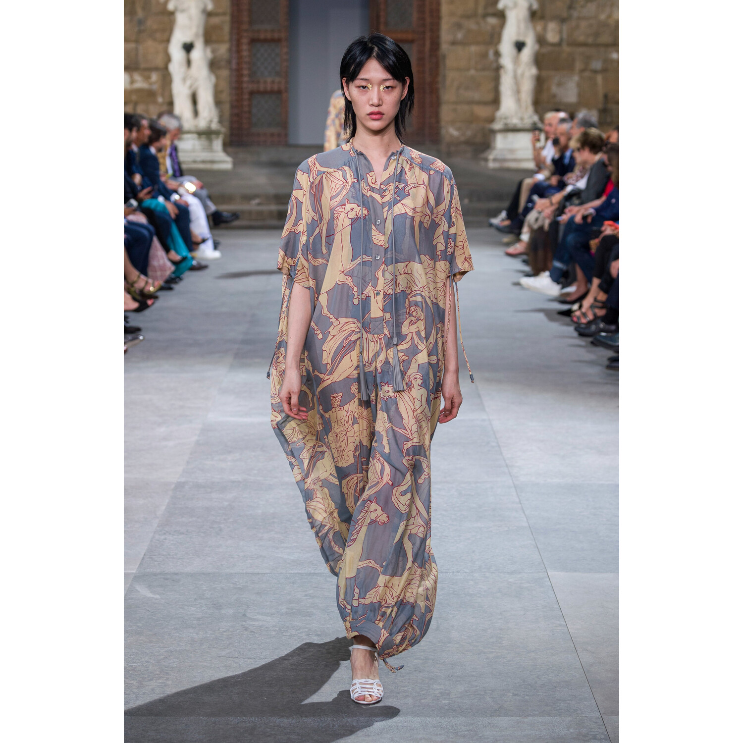 Фото Salvatore Ferragamo Spring 2020 Menswear Collection / Salvatore Ferragamo весна- лето 2020 / Неделя моды: Pitti Uomo