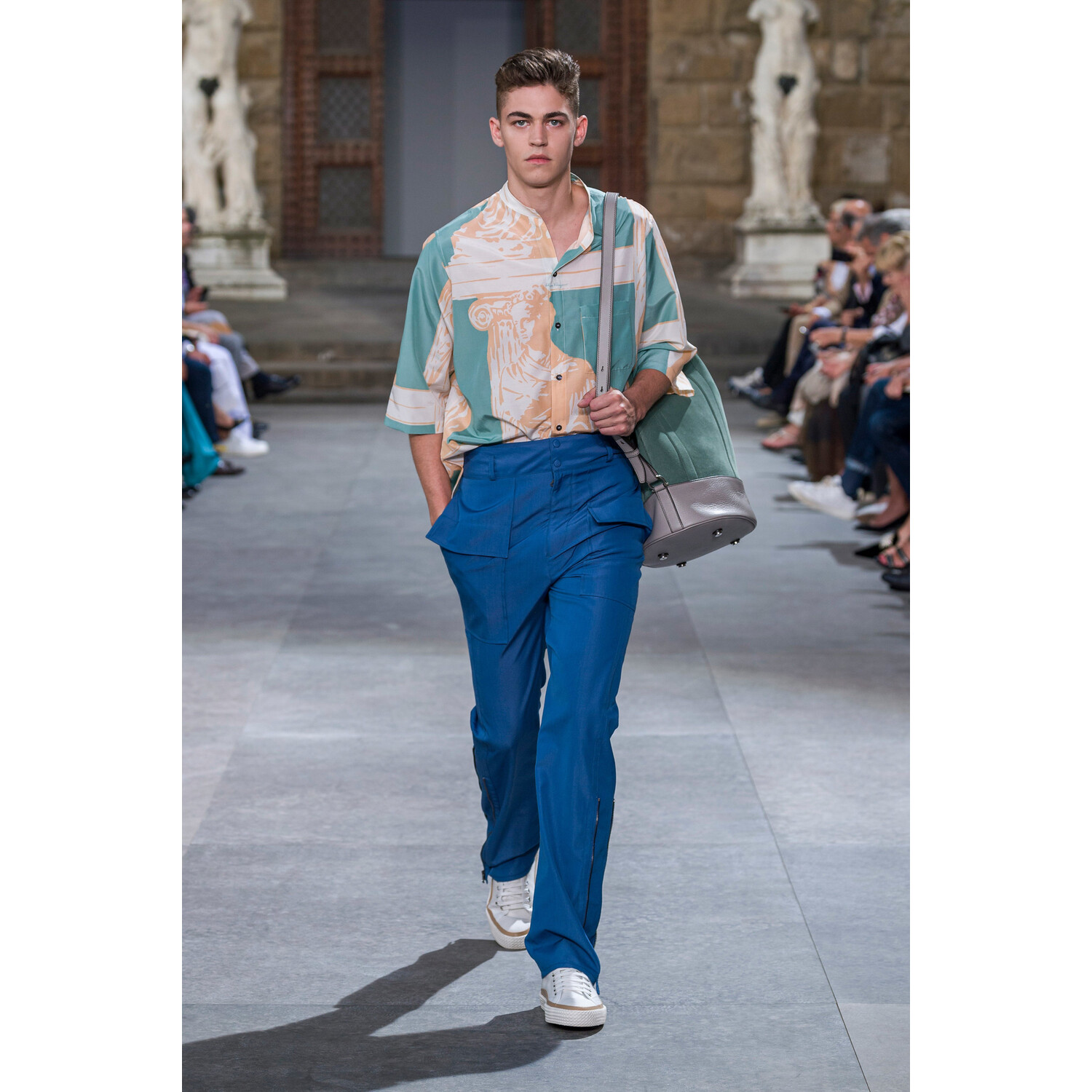 Фото Salvatore Ferragamo Spring 2020 Menswear Collection / Salvatore Ferragamo весна- лето 2020 / Неделя моды: Pitti Uomo