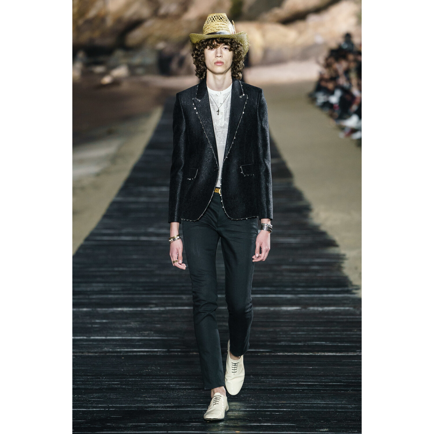 Фото Saint Laurent SPRING 2020 MENSWEAR