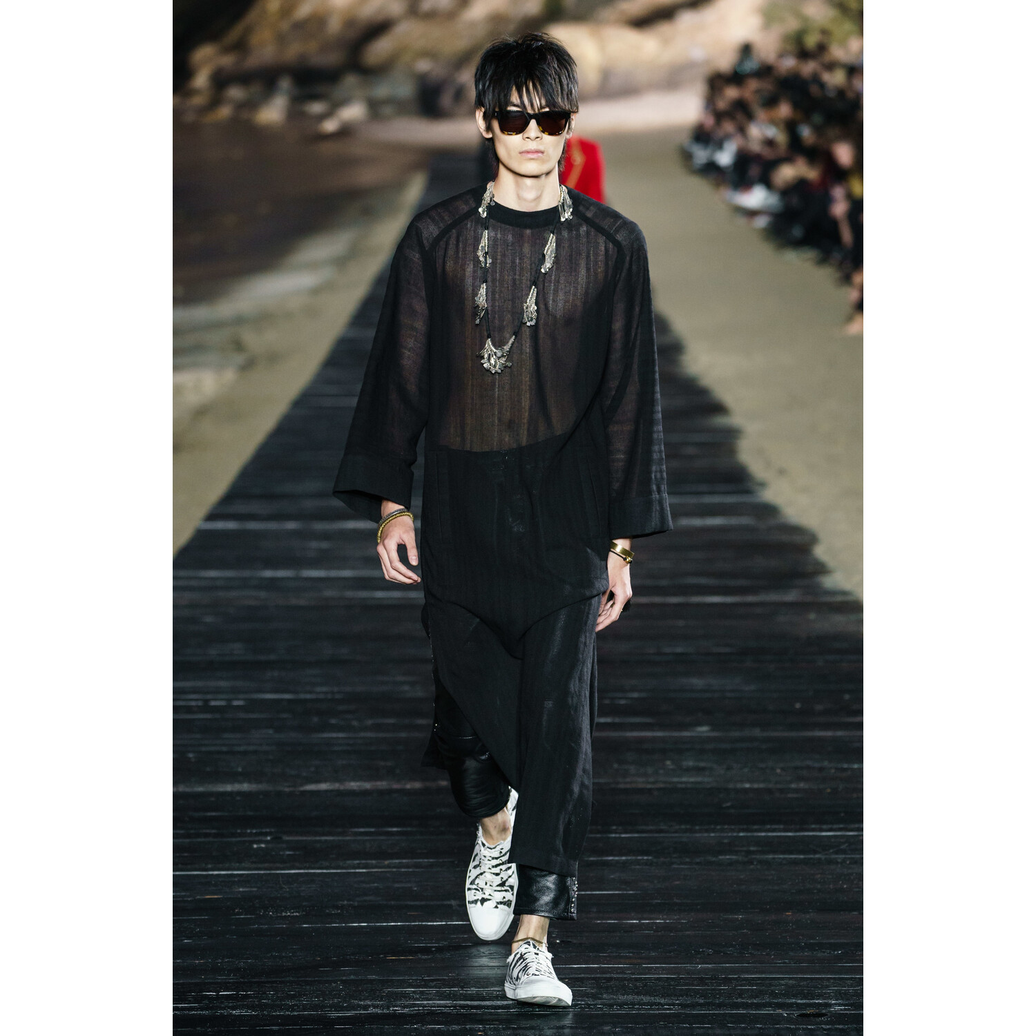 Фото Saint Laurent SPRING 2020 MENSWEAR