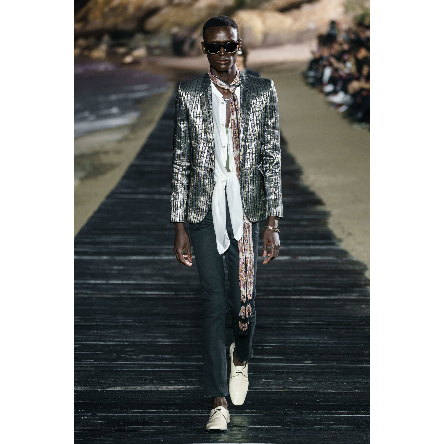 Фото Saint Laurent SPRING 2020 MENSWEAR