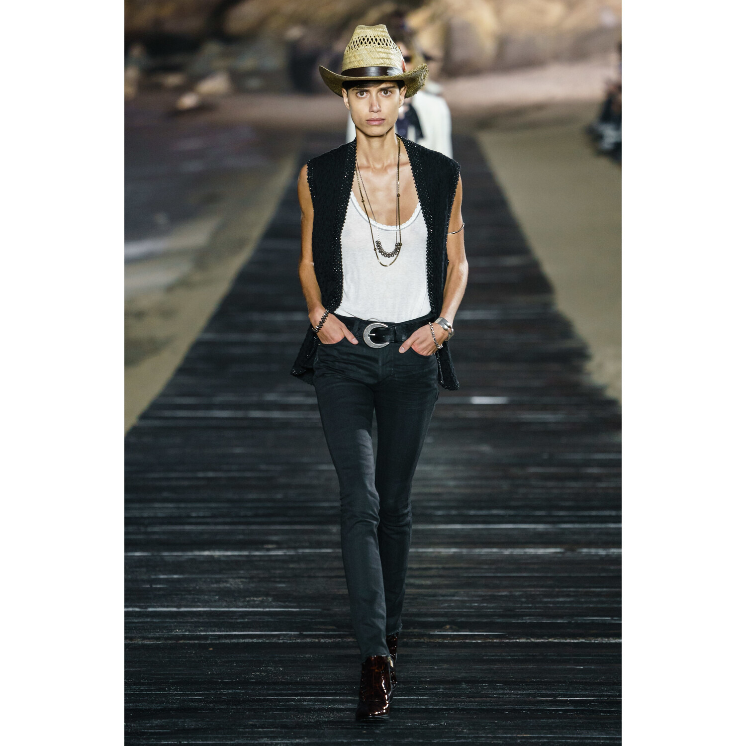 Фото Saint Laurent SPRING 2020 MENSWEAR